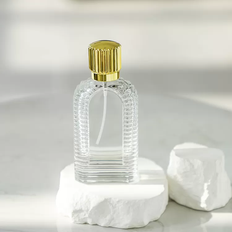 China Luxury Spray Refillable Glass Perfume Bottle 60ml Factory & Wholesaler | Glint Featured Image